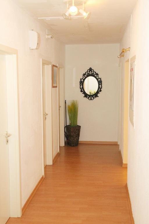 Hotel Taverne Inos 拉岑 外观 照片